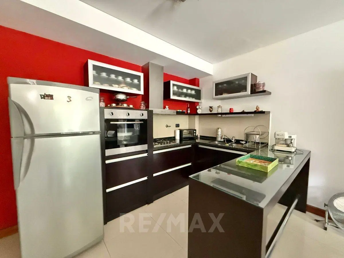 Venta casa triplex Tigre 4amb cochera/parrilla/SUM 5