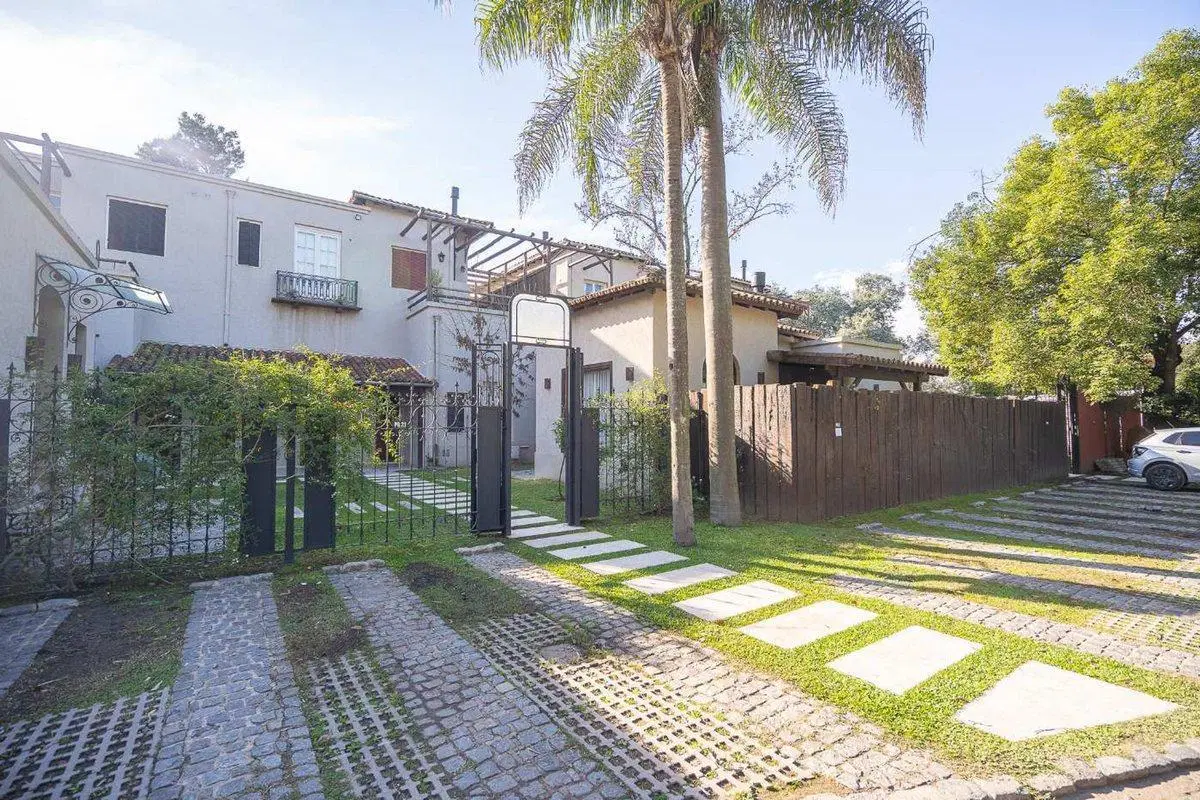 PREVENTA MONOAMBIENTE DE POZO B° LA TOSCANA PILAR 2