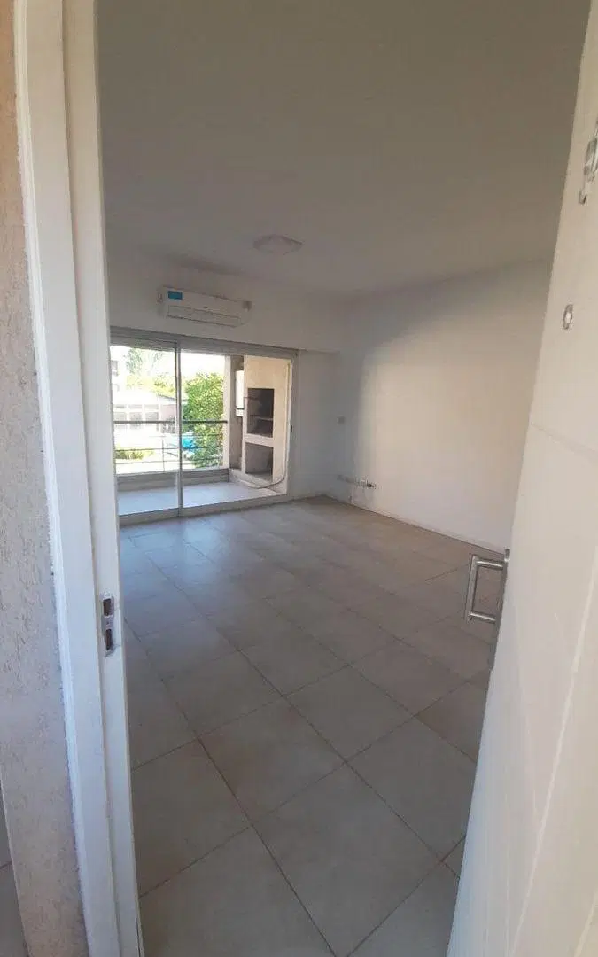 MONOAMBIENTE ALQUILER PILAR VILLA VENTO 2