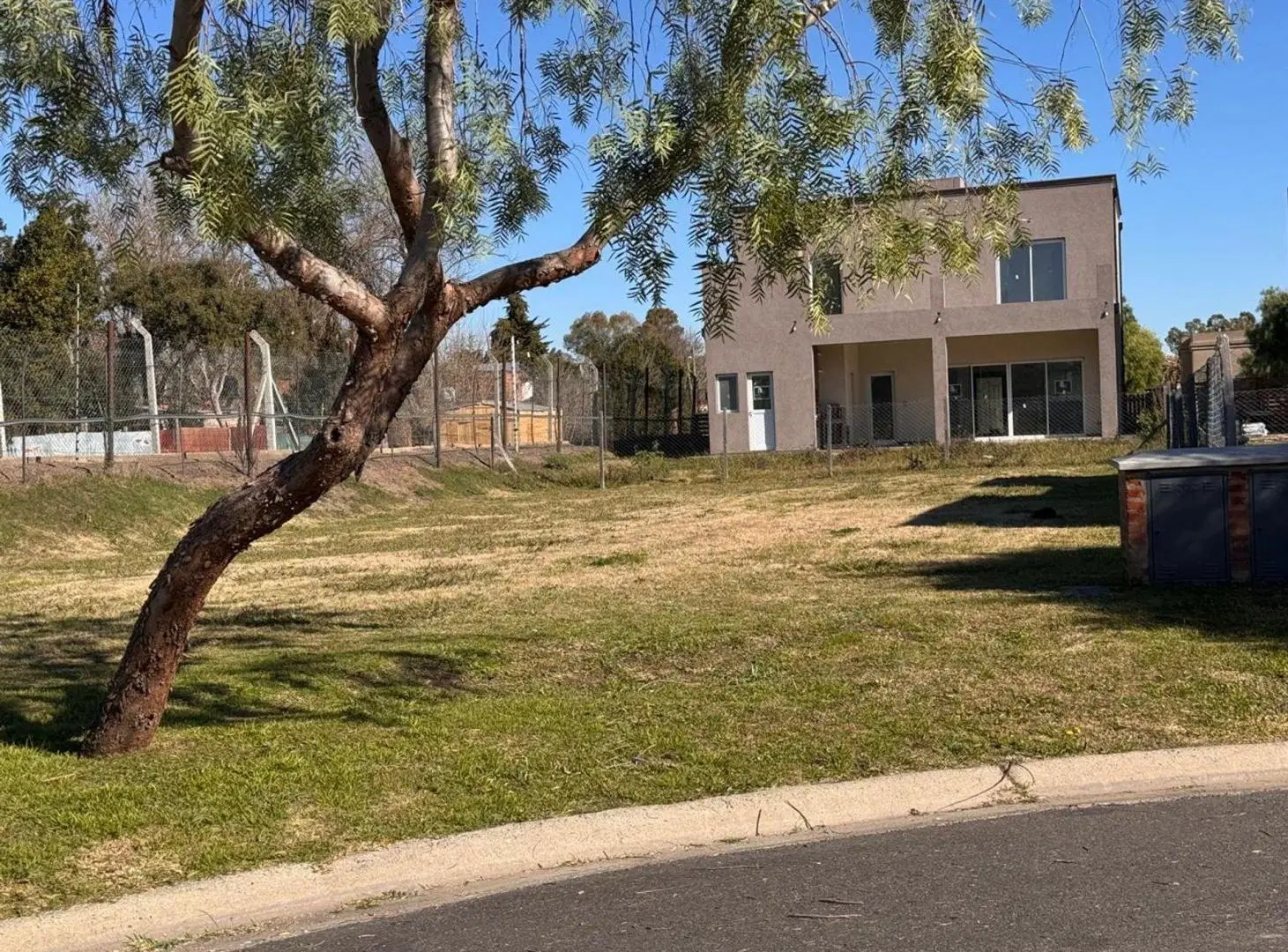 Lote en Venta Pilar del Este -Santa Emilia- Pilar 3