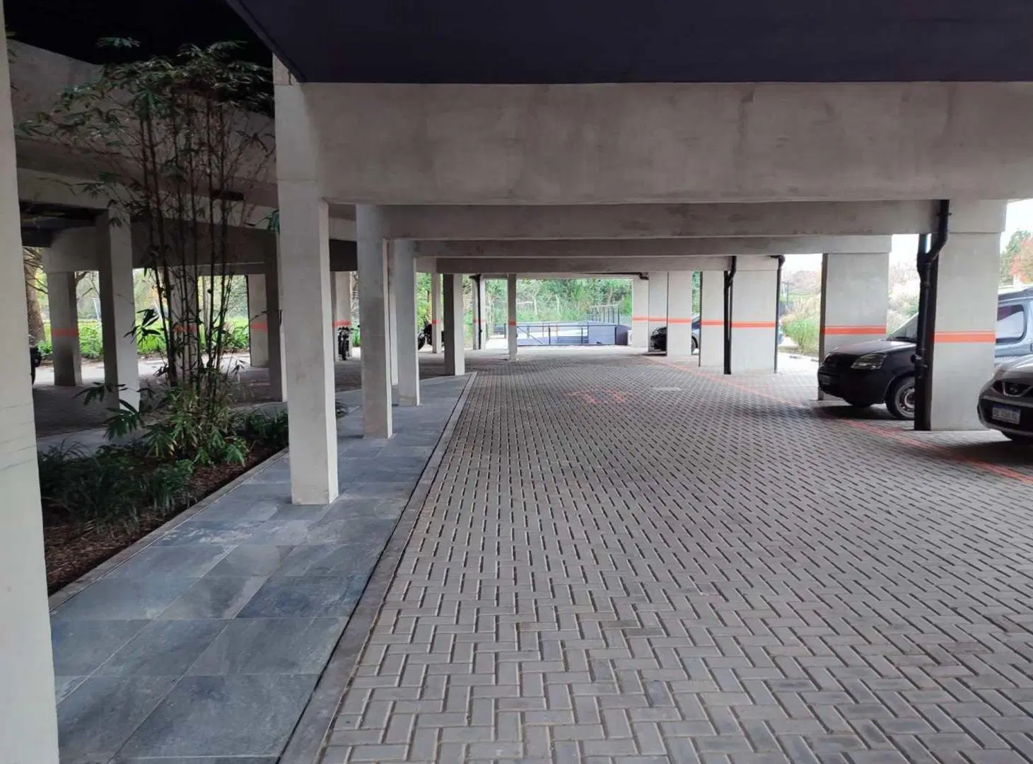Venta Depto Estudio Estrenar, Condominio en Pilar 5