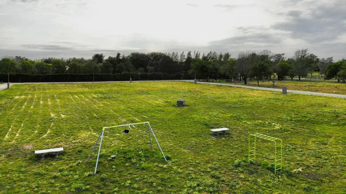 Venta lote 600 m²  Manzanares Sin Expensas ESCRIT. 4