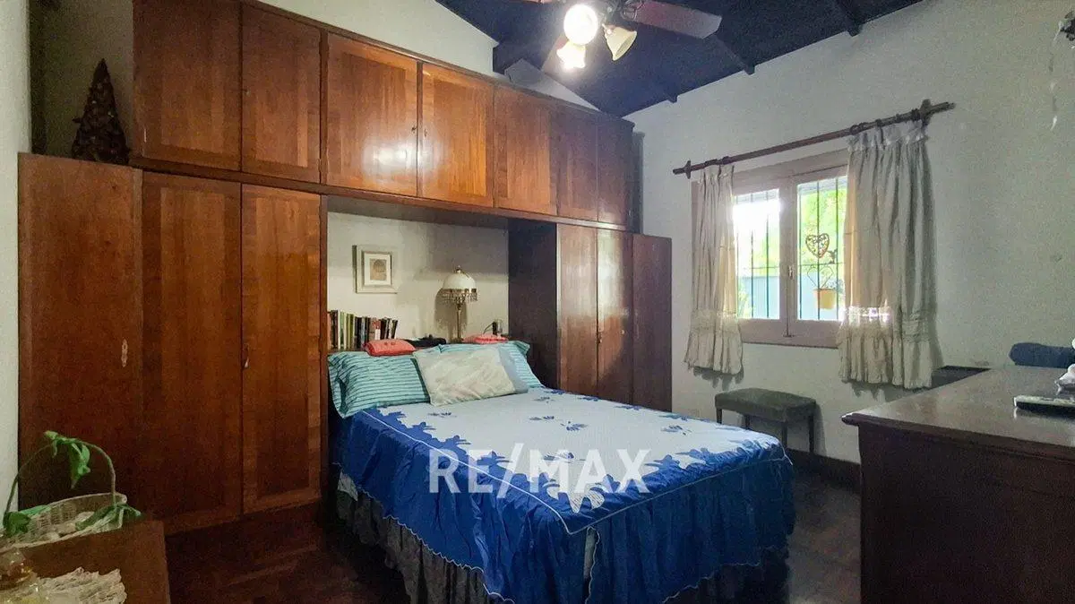VENTA CASA 4 AMBIENTES, LOS POLVORINES CON JARDÍN 3