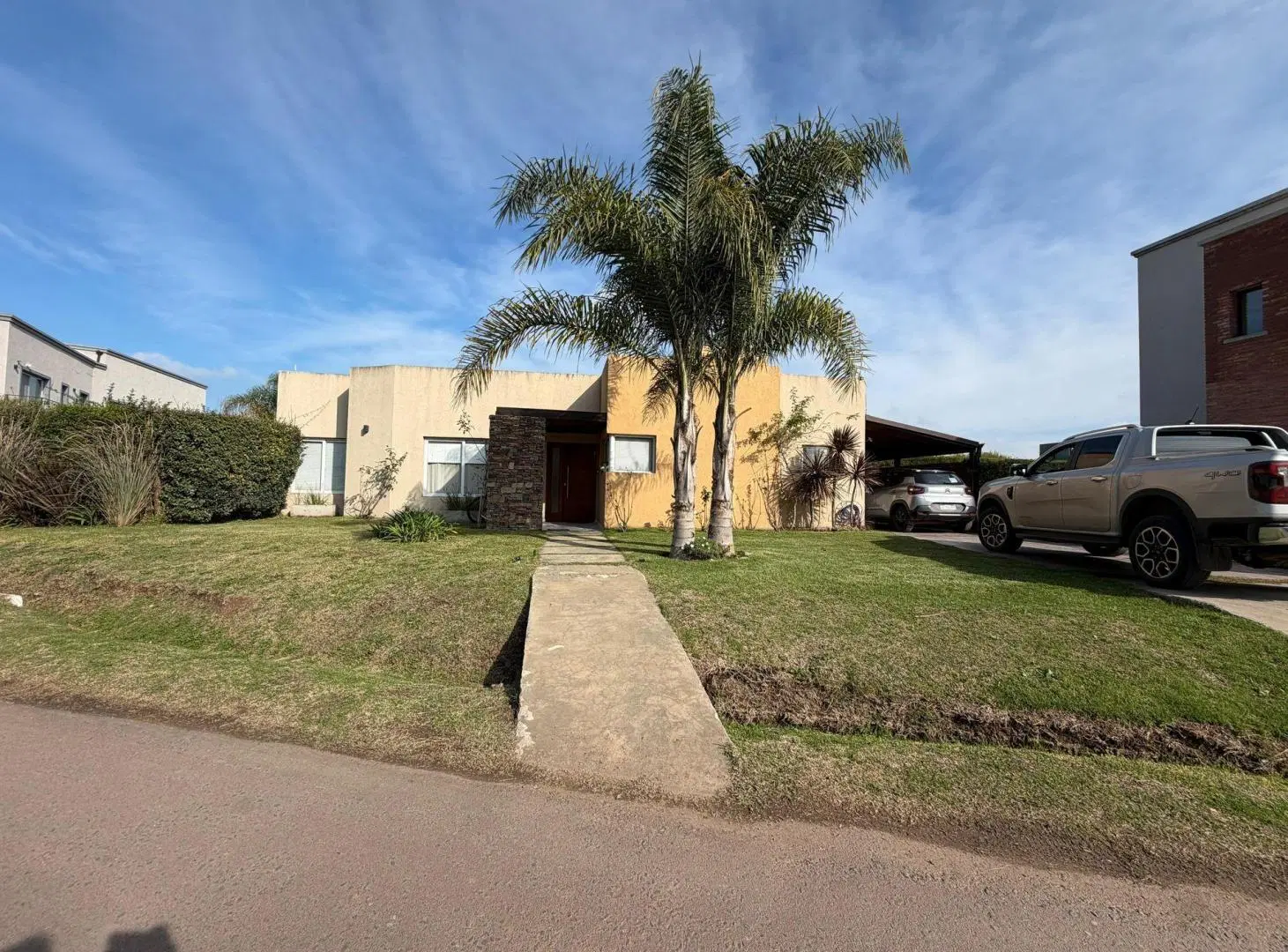 Venta casa con pileta Los Arces Pilar APTO CREDITO 2