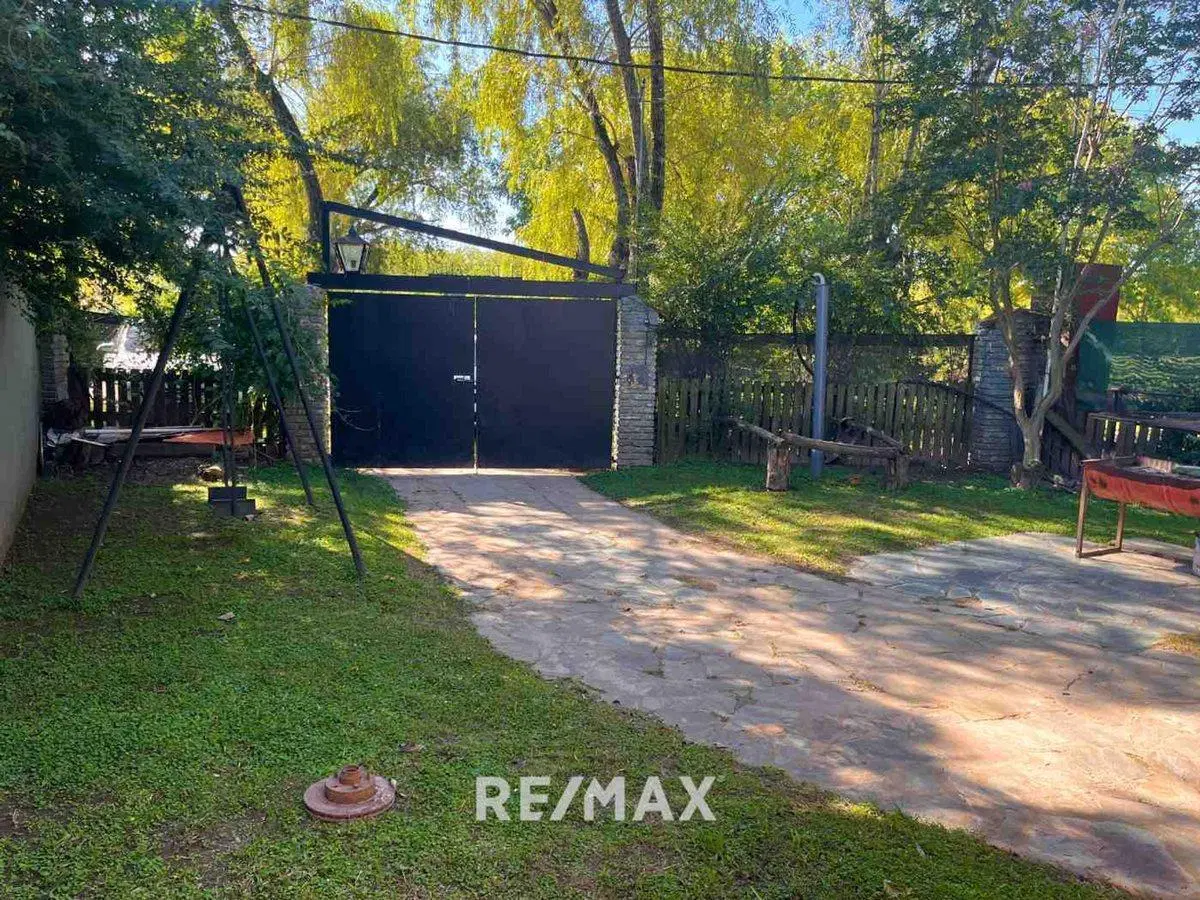 Venta Casa con pileta San Antonio de Areco Fte rio 2