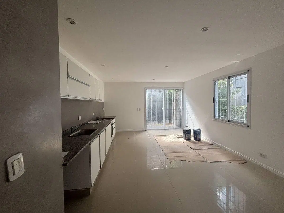 VENTA DUPLEX 3 AMB COCHERA DE VICENZO PILAR 5