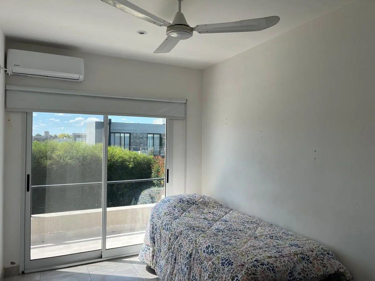 VENTA CASA 5 AMBIENTES C/PILETA AYRES PLAZA PILAR 4