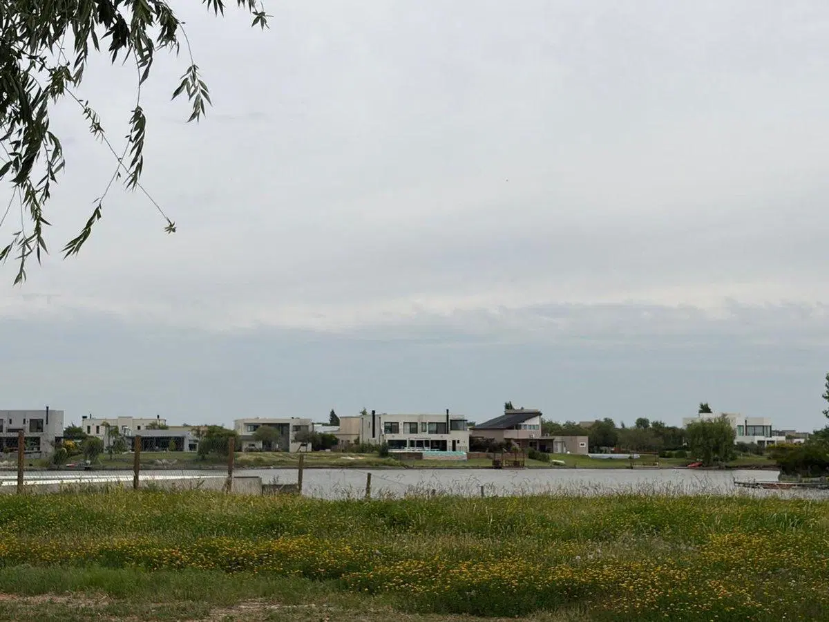 Venta lote  en San Sebastián a la laguna -Área 6 8