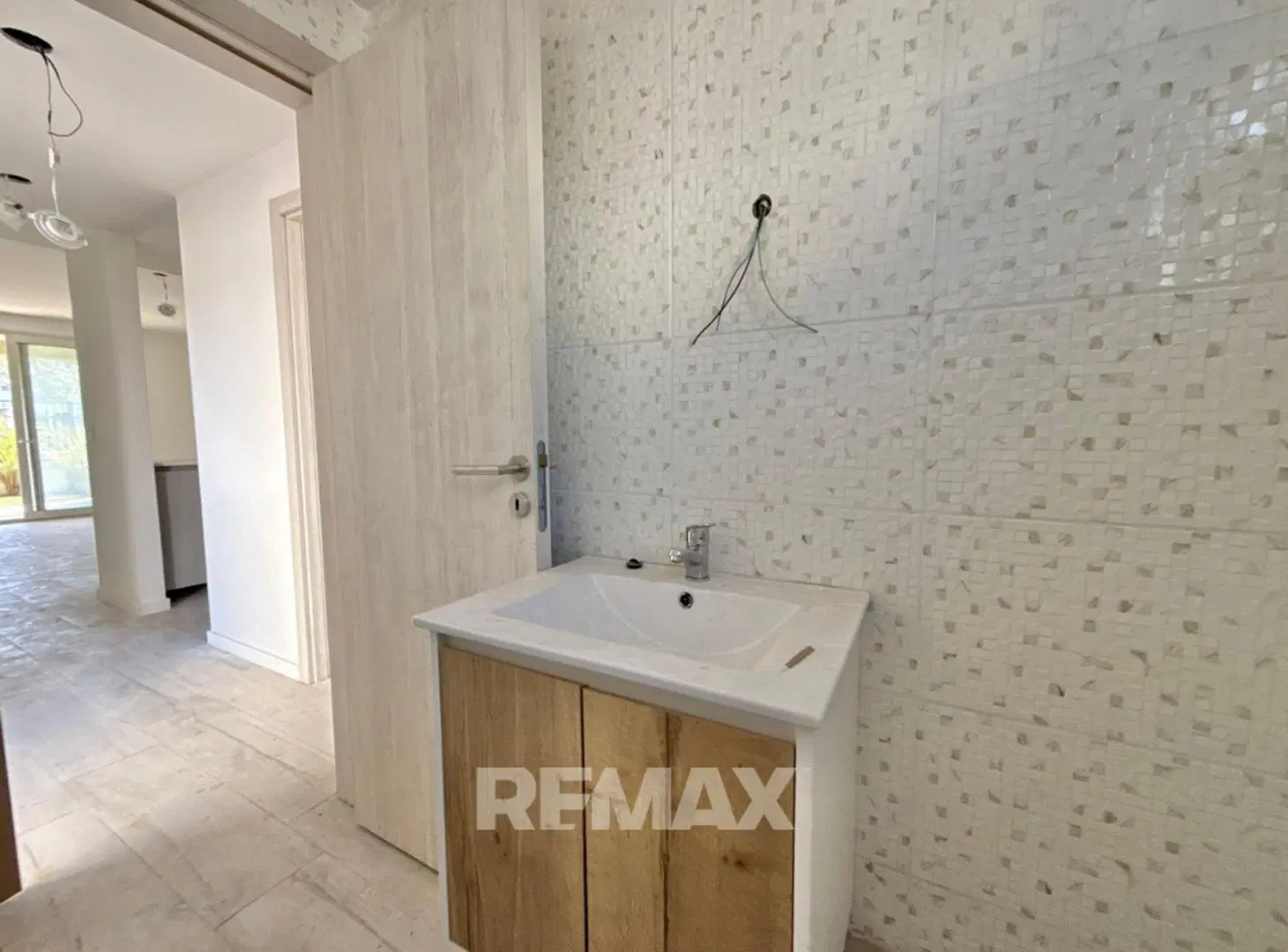 VENTA CASA DUPLEX, 3 DORM, C/JARDIN. PILAR 2