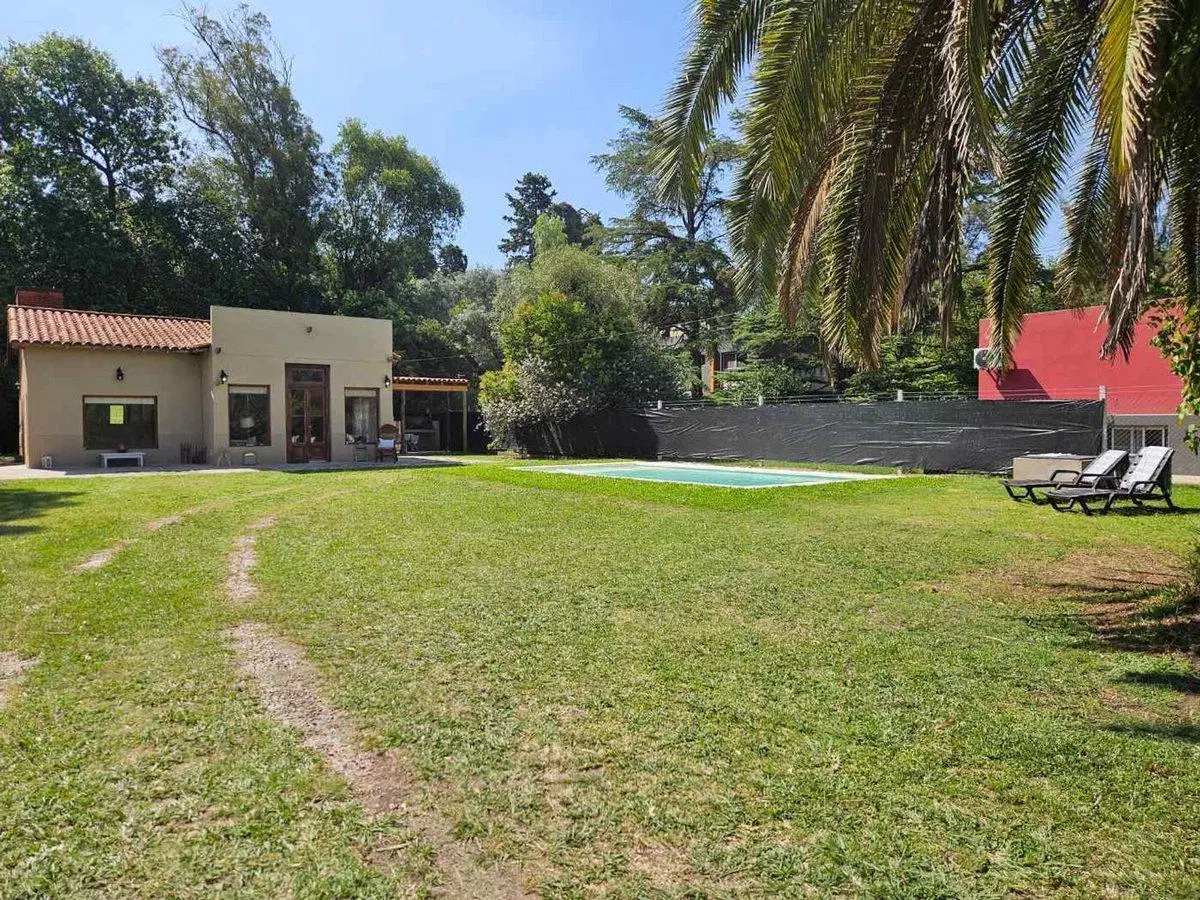 VENTA CASA 3 DORM PILETA QUINCHO LA LONJA 4