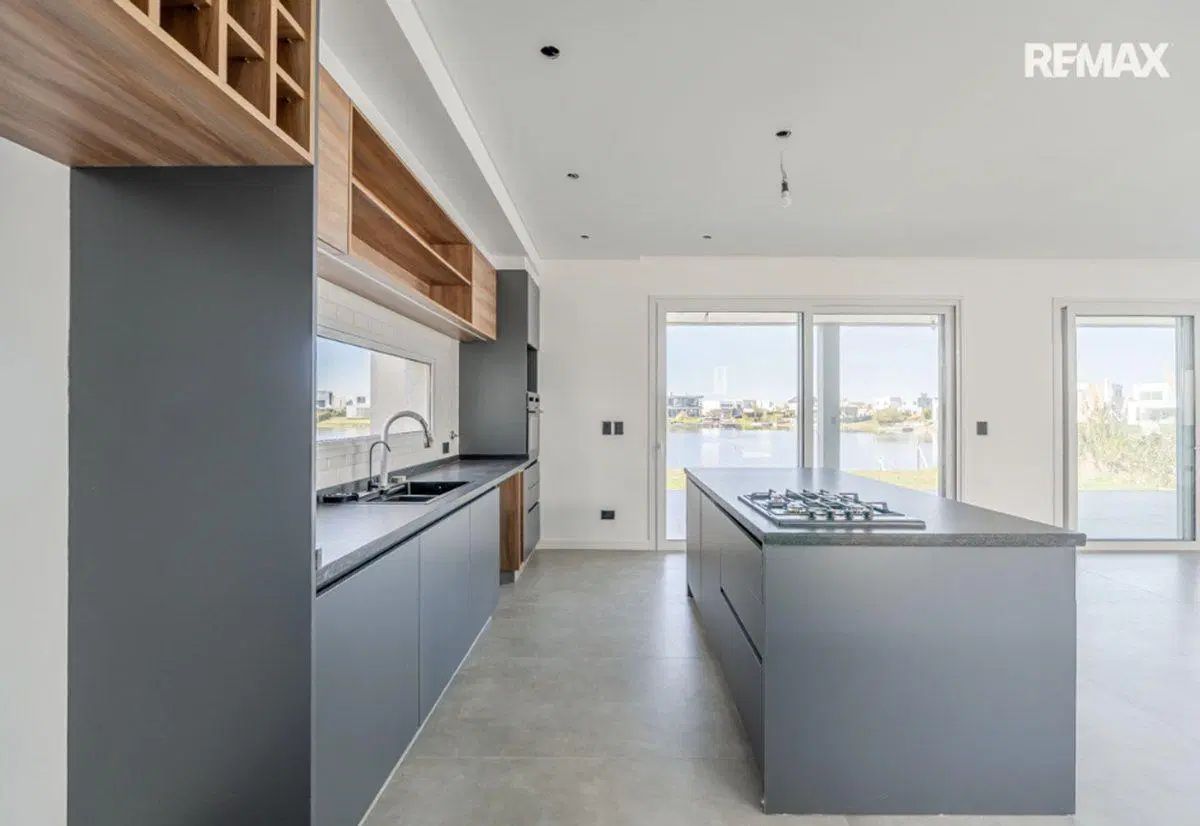 VENTA CASA A ESTRENAR S LA LAGUNA BO SANTA ANA 8