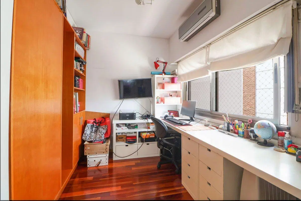 VENTA PISO 4 AMB CON DEP /BALCON COCHERA CUB 4