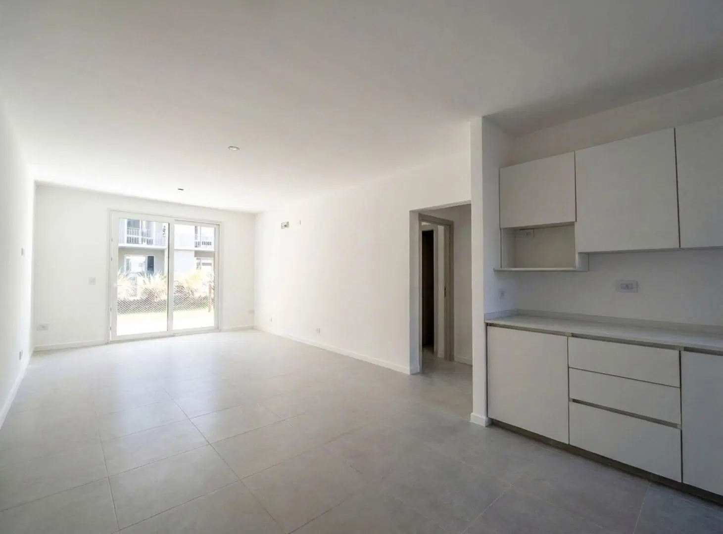 VENTA DEPTO 3 AMB A ESTRENAR C/COCH - PILAR 8