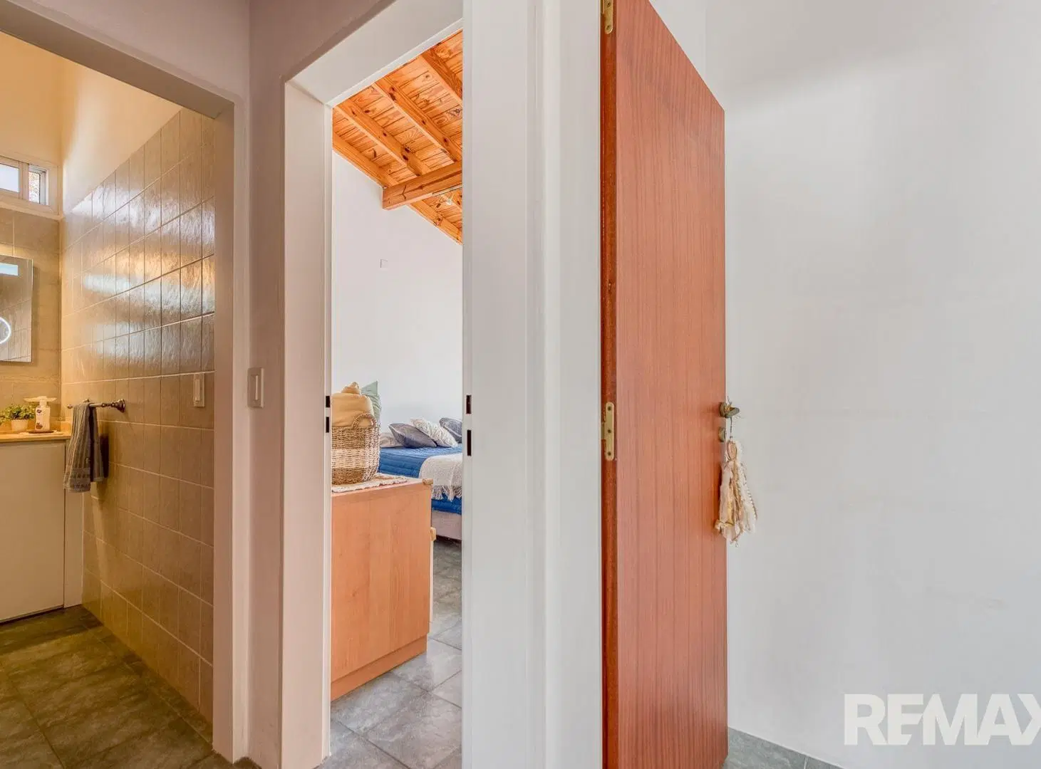 Venta casa 6 ambientes tipo PH con patio y balcon 8