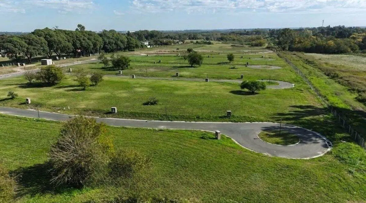 LOTE EN VENTA EN BARRIO CERRADO LA POSTA, PILAR 5