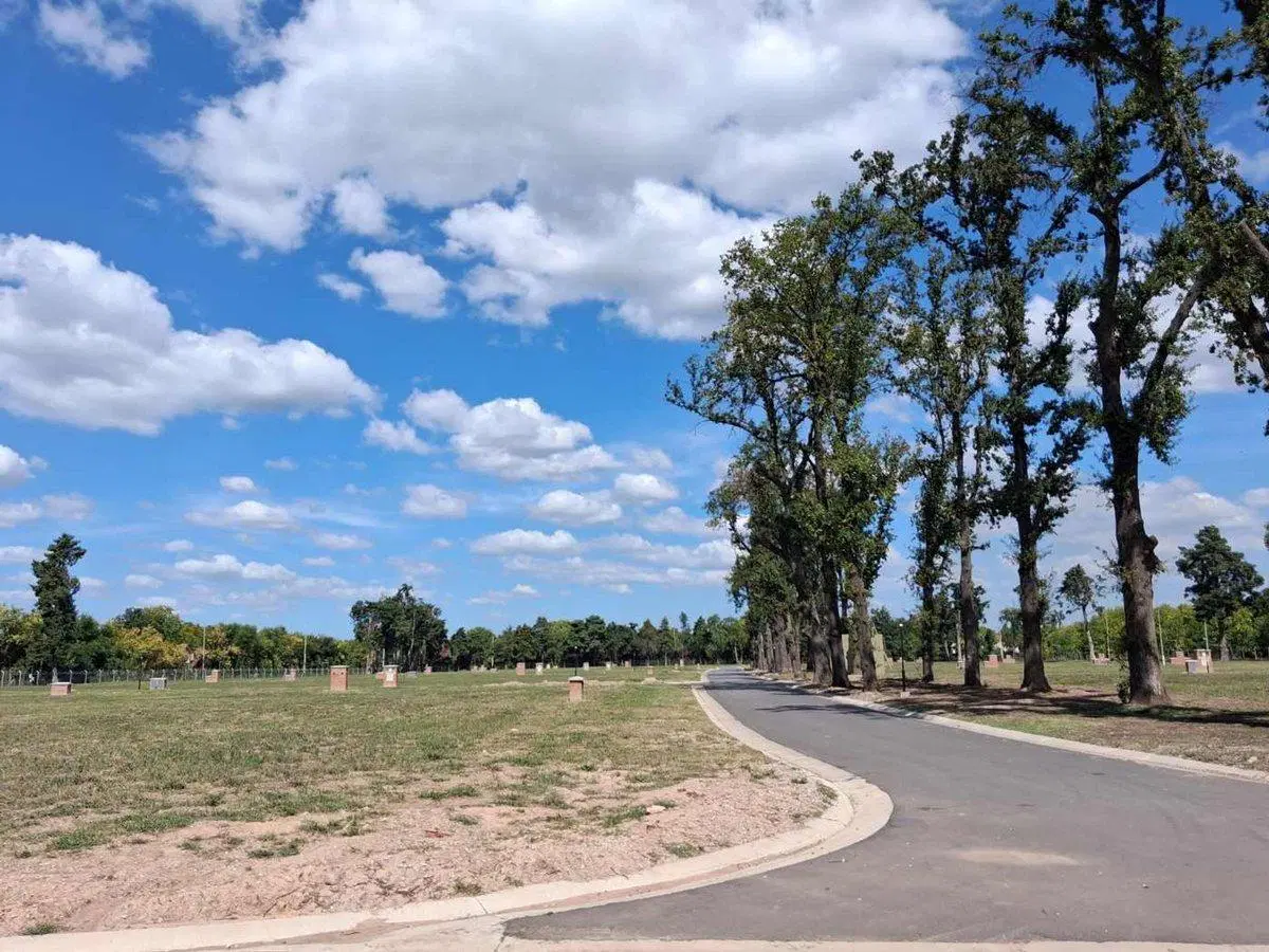 LOTE VENTA BARRIO LA ESTELA PILAR-FINANCIA 50% 4
