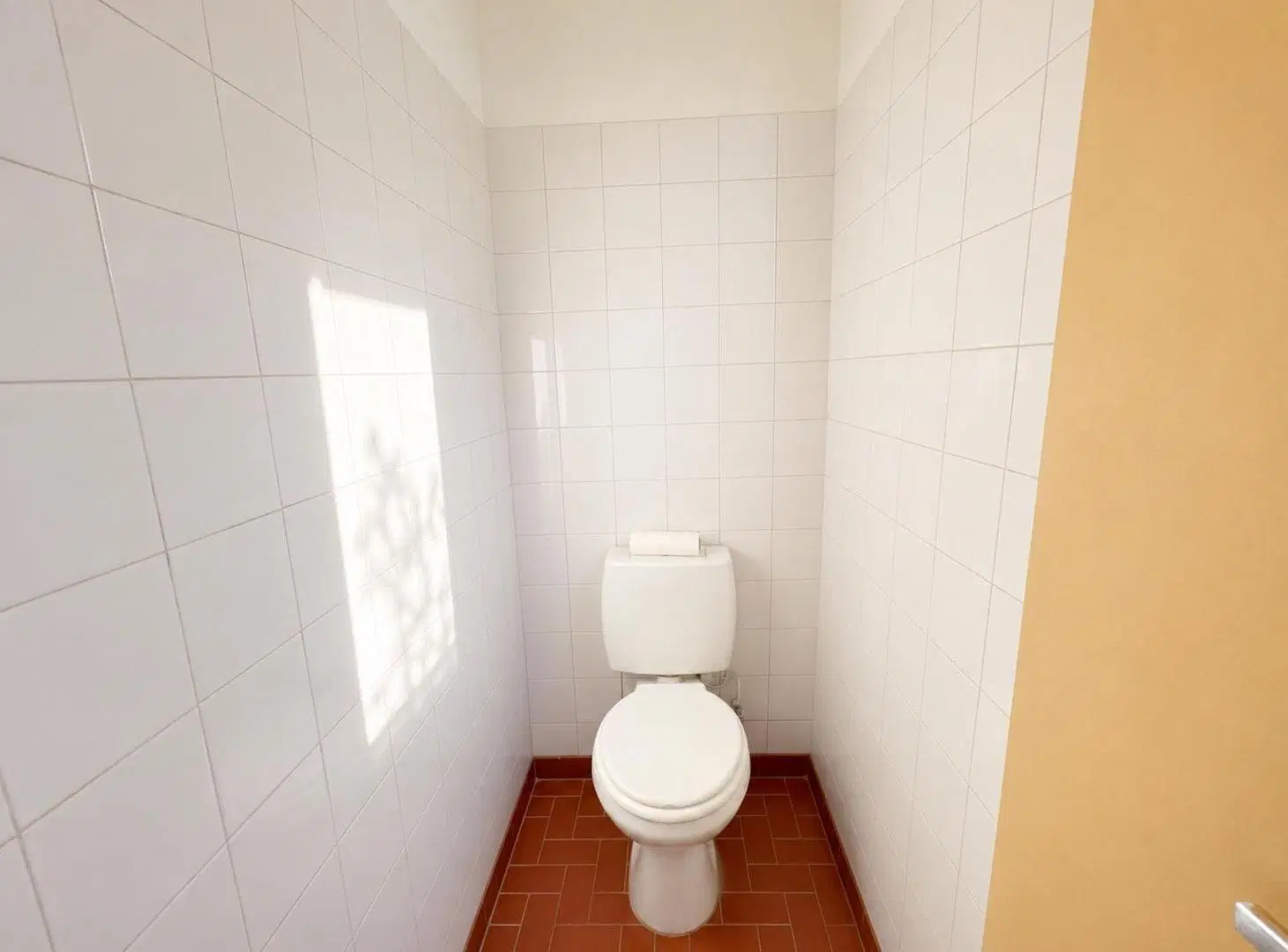 VENTA LOCAL COMERCIAL PILAR CENTRO SUBDIVIDIDO 8