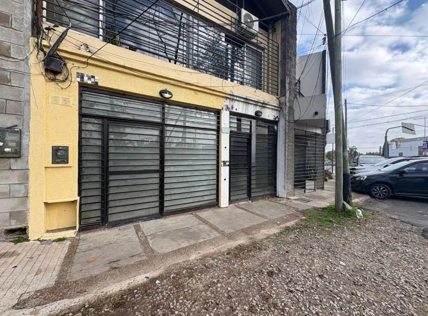 ALQUILER LOCAL COMERCIAL PILAR EXCELENTE UBICACION 2