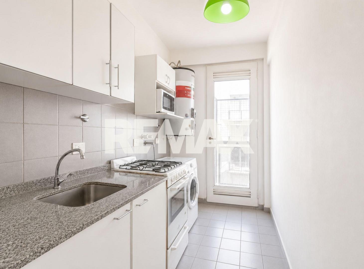 Foto de VENTA DEPTO 2 AMB PISO ALTO, COCHERA Y GRAN VISTA, imagen 3