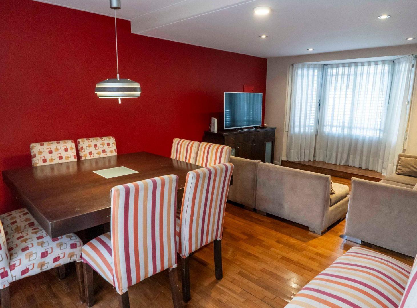 Foto de VENTA CASA 5 AMB PILETA JARDÍN MARTIN CORONADO, imagen 1