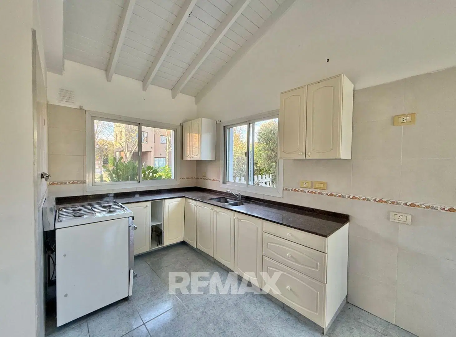 Casa en Venta 6 amb en B° El Mirasol V Rosa Pilar 4