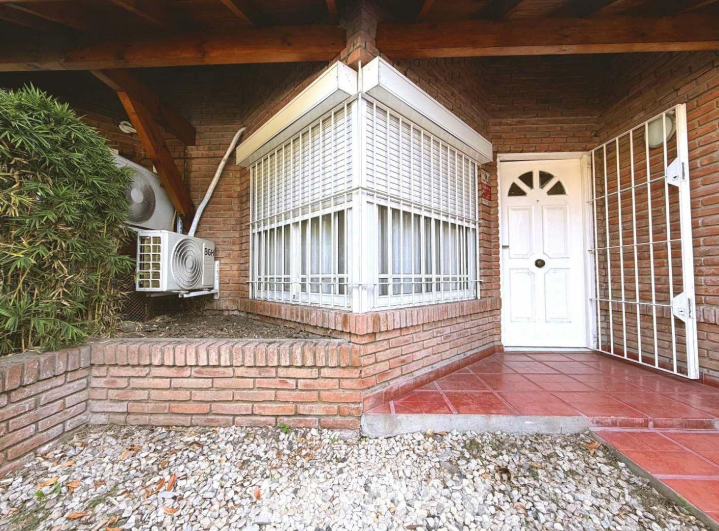 Foto de VENTA DUPLEX 3 AMB. JARDIN COCHERA PILAR CENTRO, imagen 5