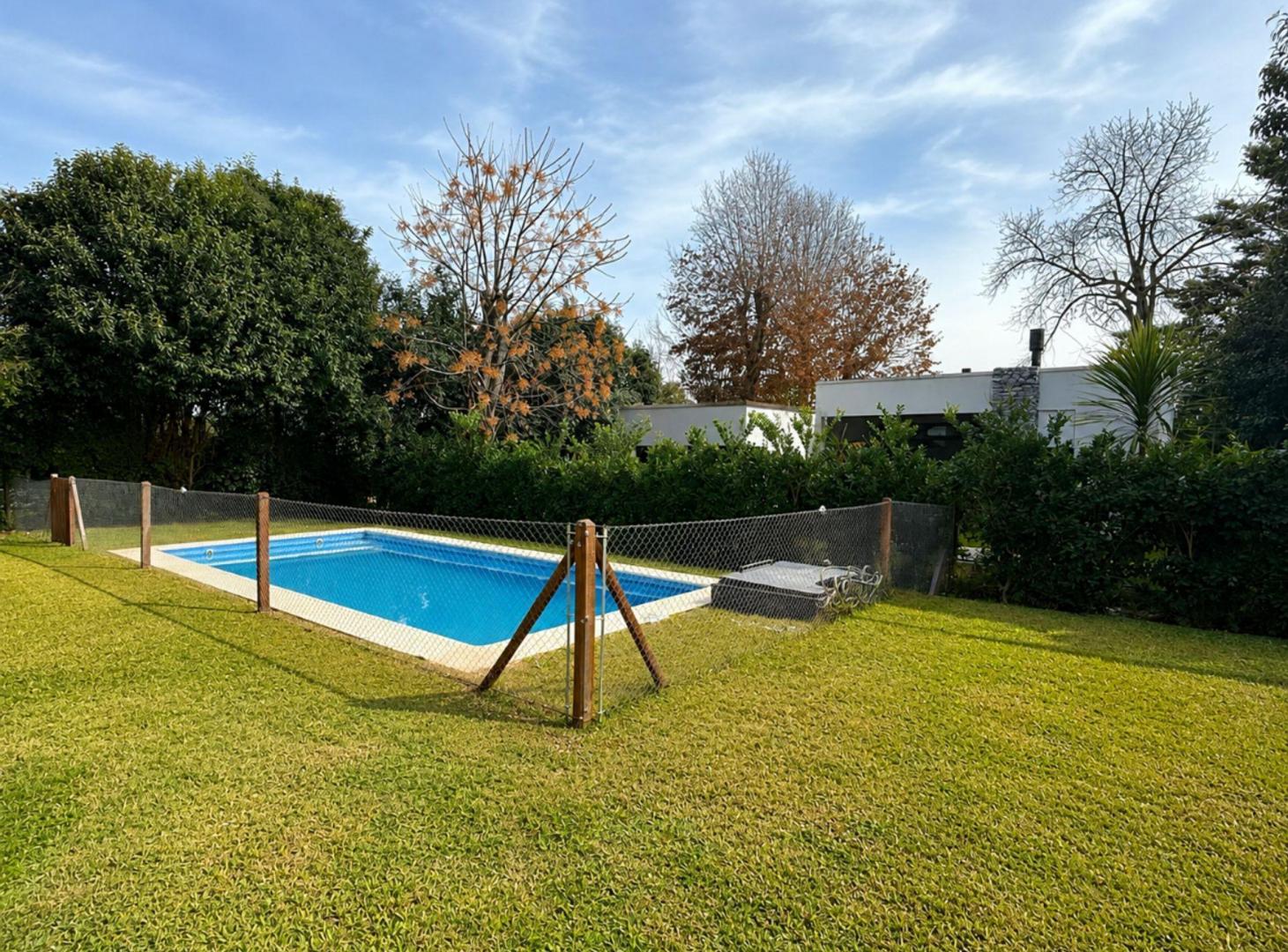 Foto de VENTA CASA MAPUCHE PILAR CENTRAL MODERNA PILETA, imagen 4