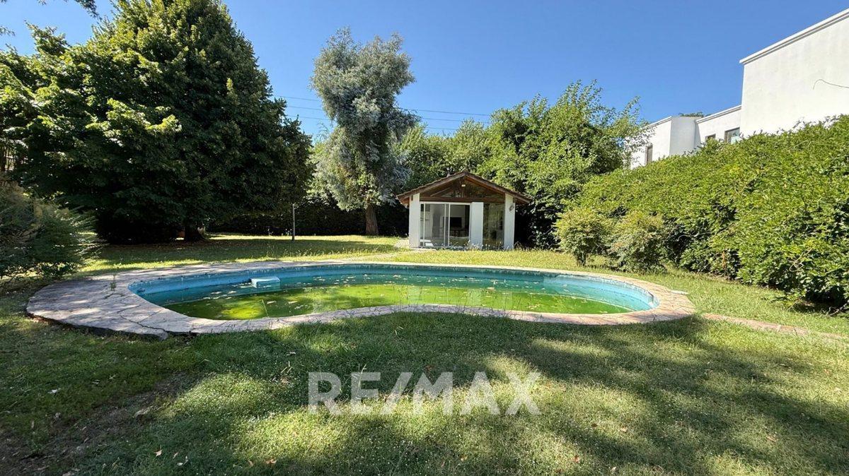 Foto de VENTA LOTE C/PILETA Y QUINCHO MAPUCHE COUNTRY CLUB, imagen 1