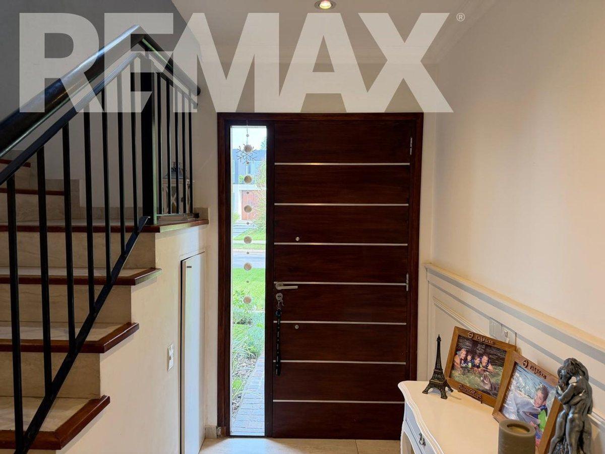 Foto de Venta casa 6 Amb con Pileta en Ayres plaza Pilar, imagen 1