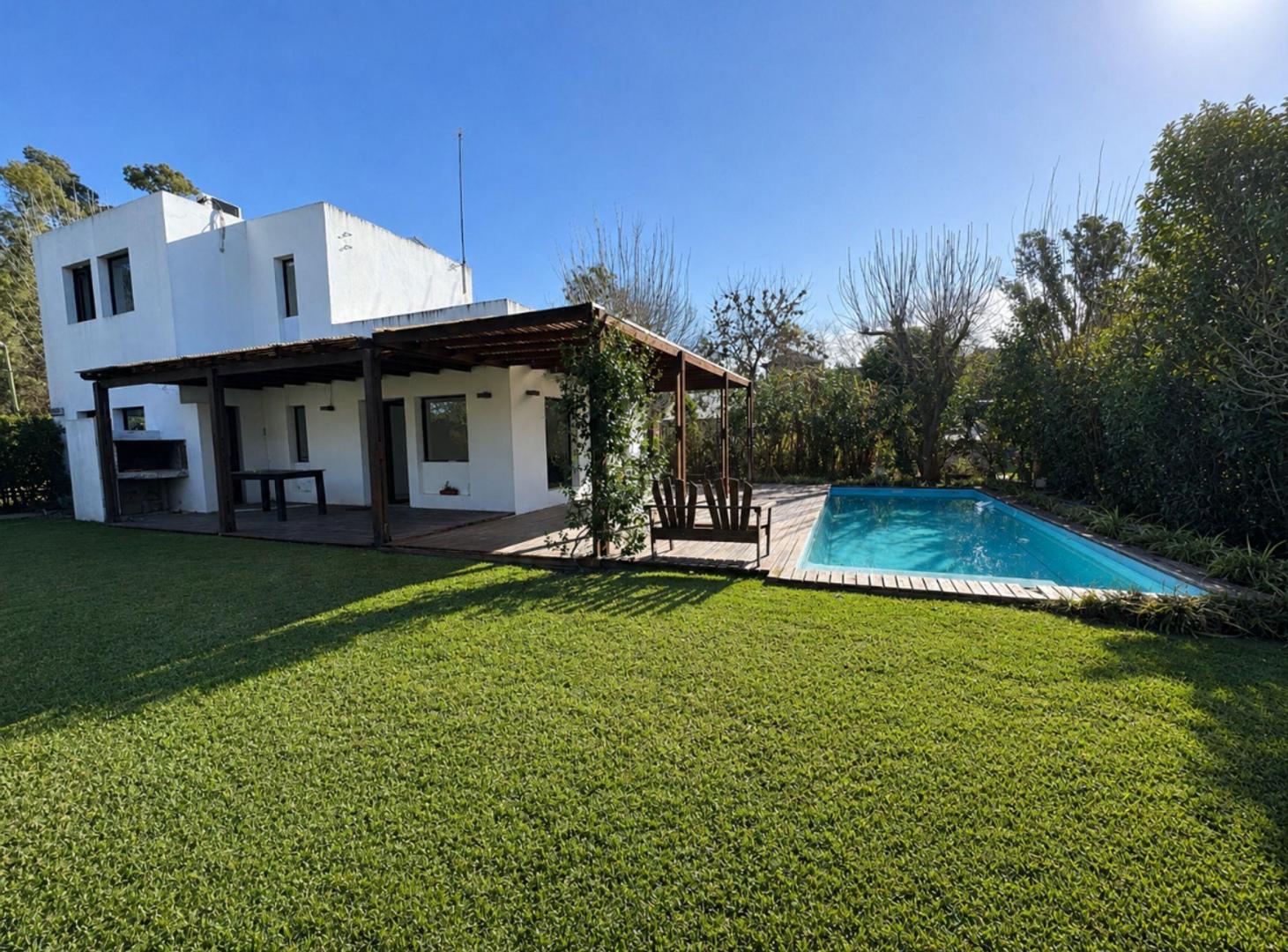 Foto de Venta Casa en Barrio Cerrado La Cuesta c/pileta, imagen 1