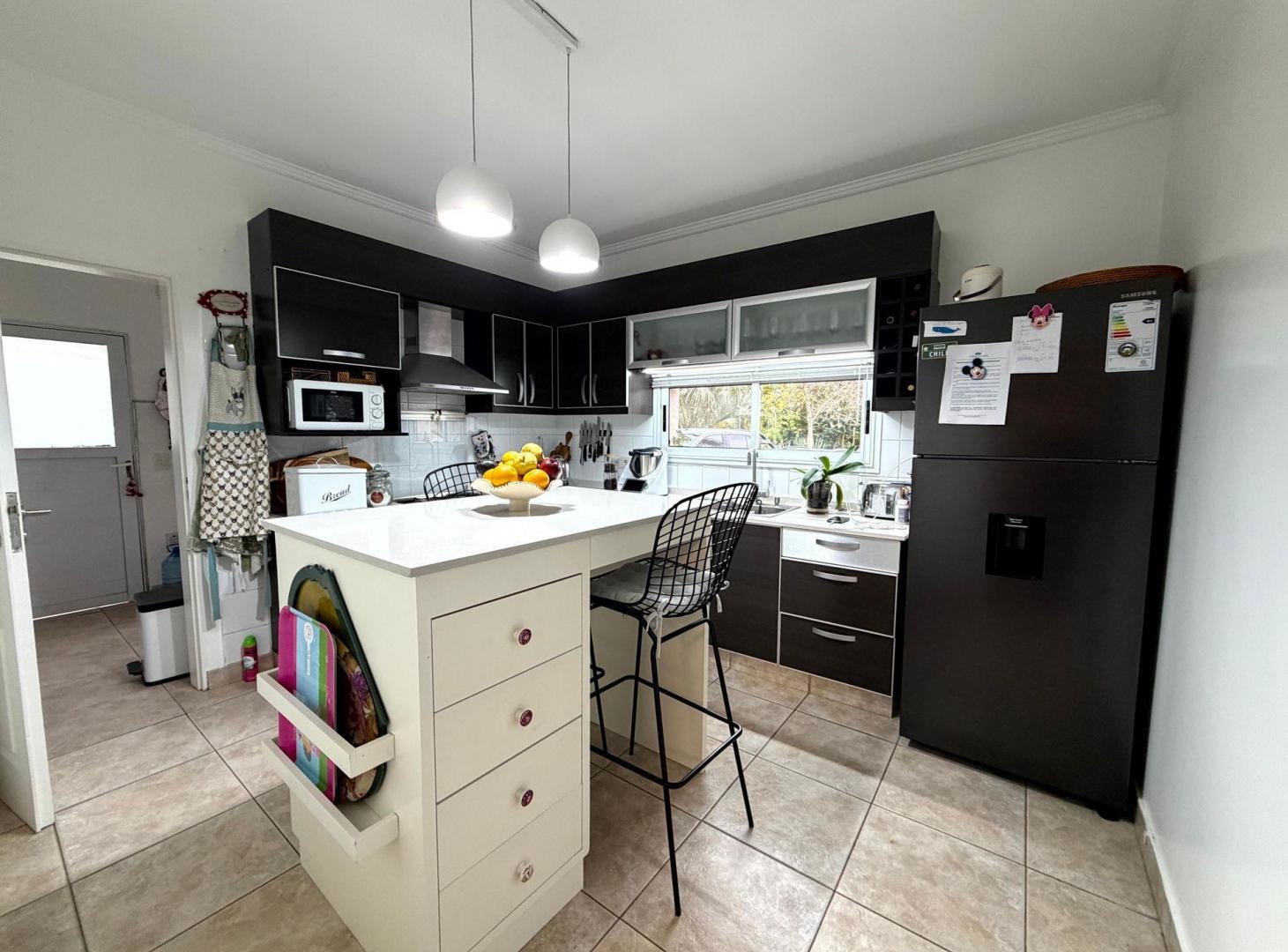 Foto de VENTA CASA 4 AMB. B. LOS POTRILLOS FATIMA PILAR, imagen 3
