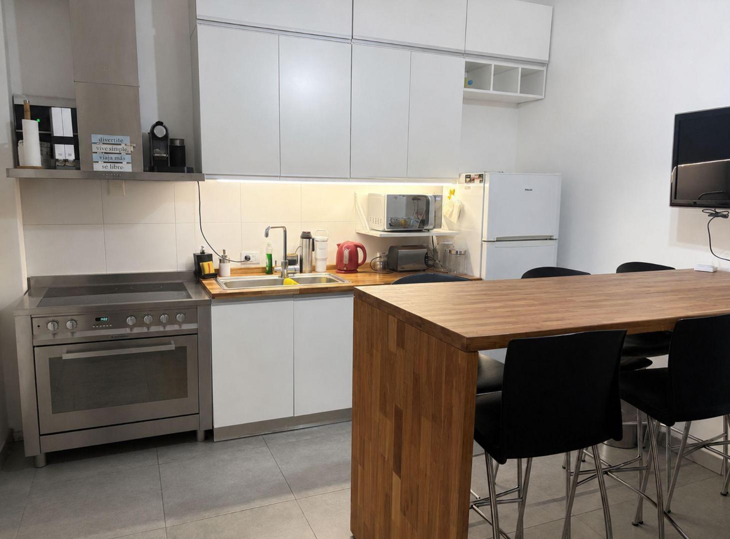 Foto de Venta PH 2 ambientes Parque Chas ,patio y parrilla, imagen 1