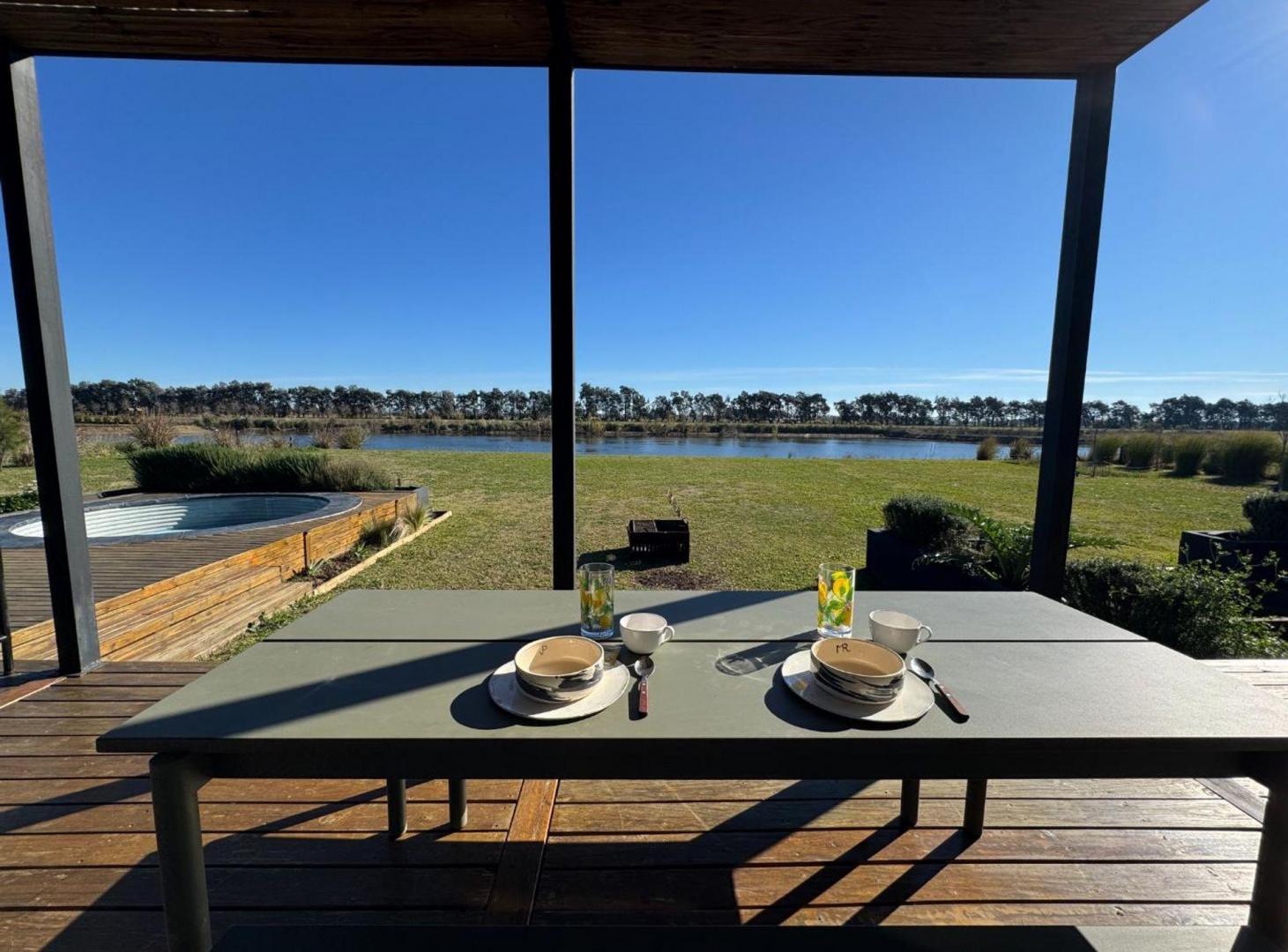 Foto de Venta Casa Sustentable Frente a la Laguna Amoblada, imagen 5