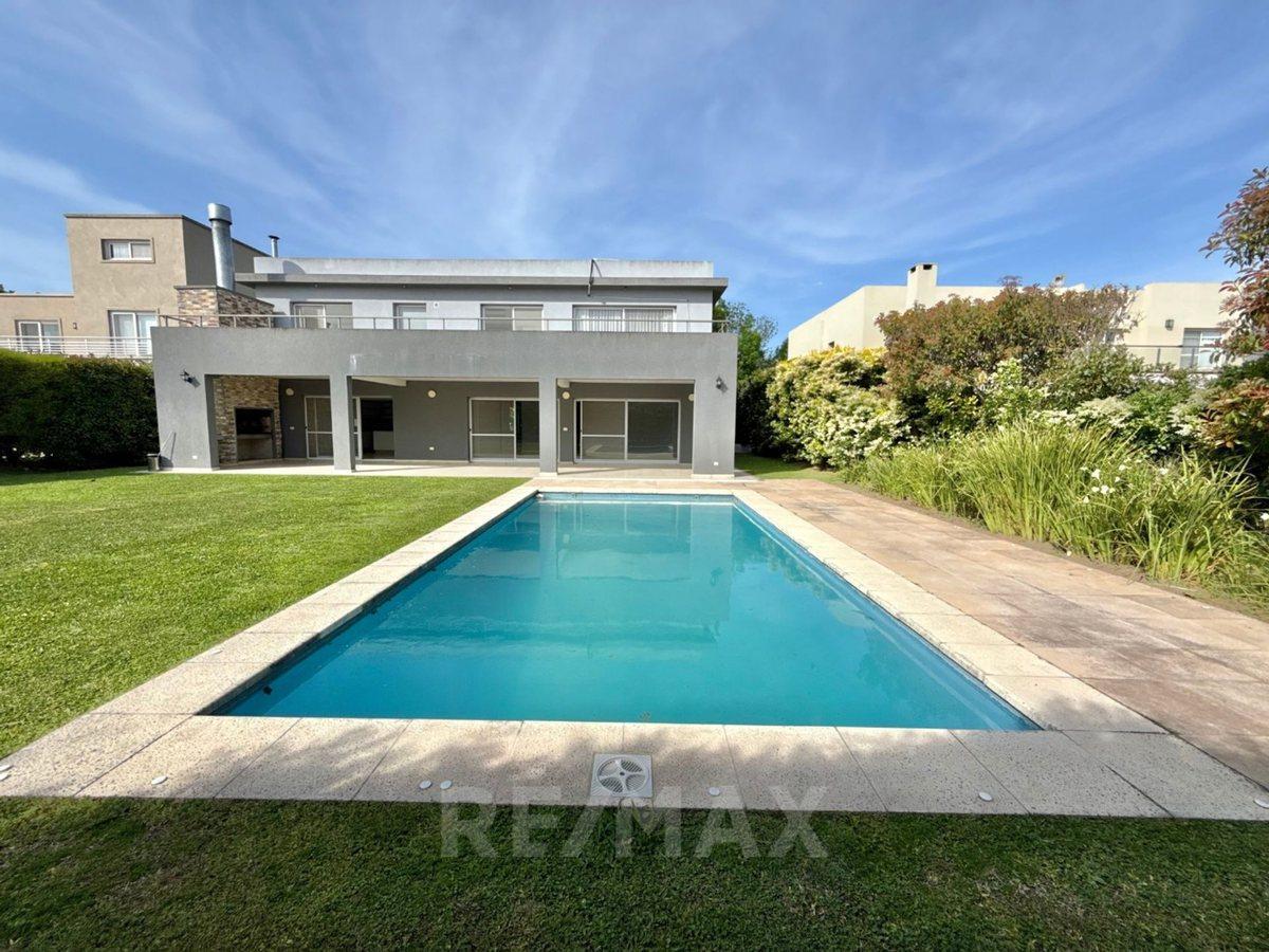 Foto de Venta casa La lomada Pilar 6 amb +Dependencia, imagen 3