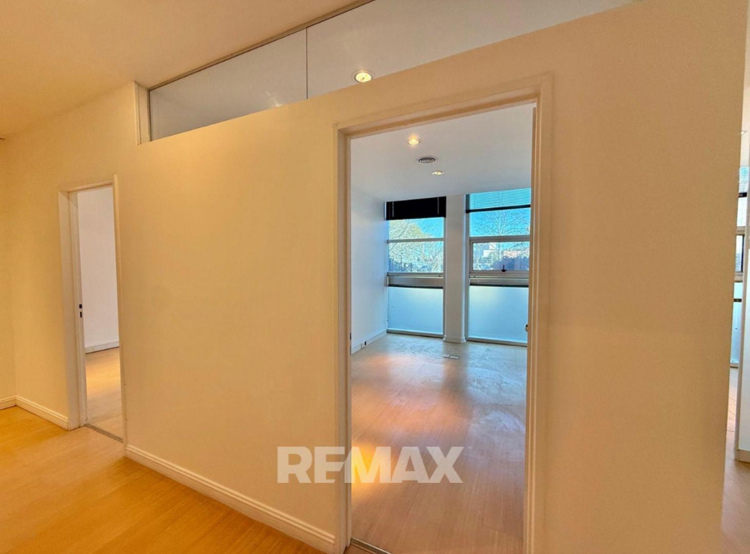 Foto de ALQUILER OFICINA SKYGLASS 1 70MTS AYRES VILA, imagen 1