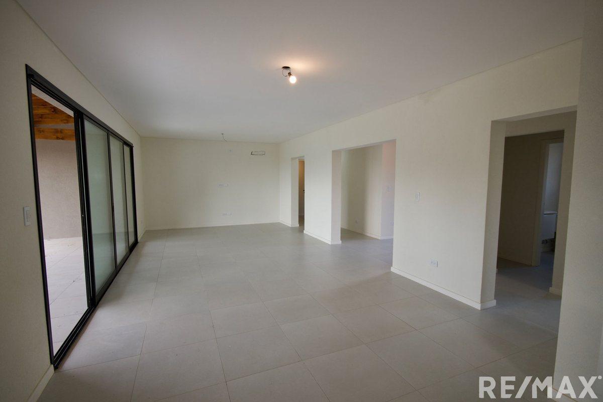 Foto de Venta casa a estrenar en Altos de Manzanares, imagen 4