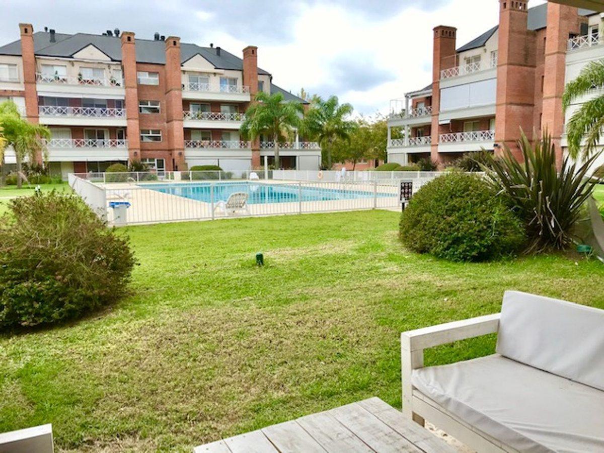 Foto de VENTA DEPTO CONDO TORTUGAS I, COCHERA JARDIN, imagen 3