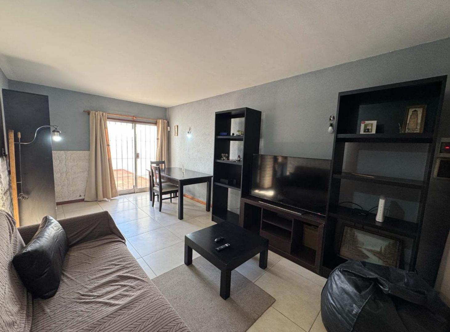 Foto de Venta Casa PH 3 Amb con Patio en General Rodríguez, imagen 4