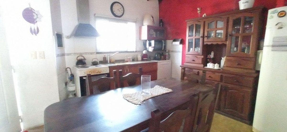 Foto de CASA EN VENTA EN PILAR CENTRO-Bº LIMA, imagen 1