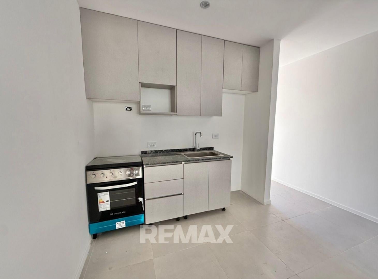 Foto de VENTA DEPARTAMENTO MONOAMBIENTE C/JARDIN EN PILAR, imagen 4