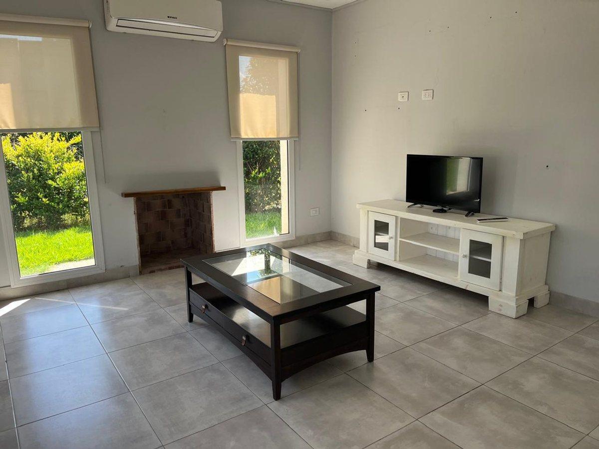 Foto de VENTA CASA c/hab pcipal abajo en AYRES PLAZA PILAR, imagen 2