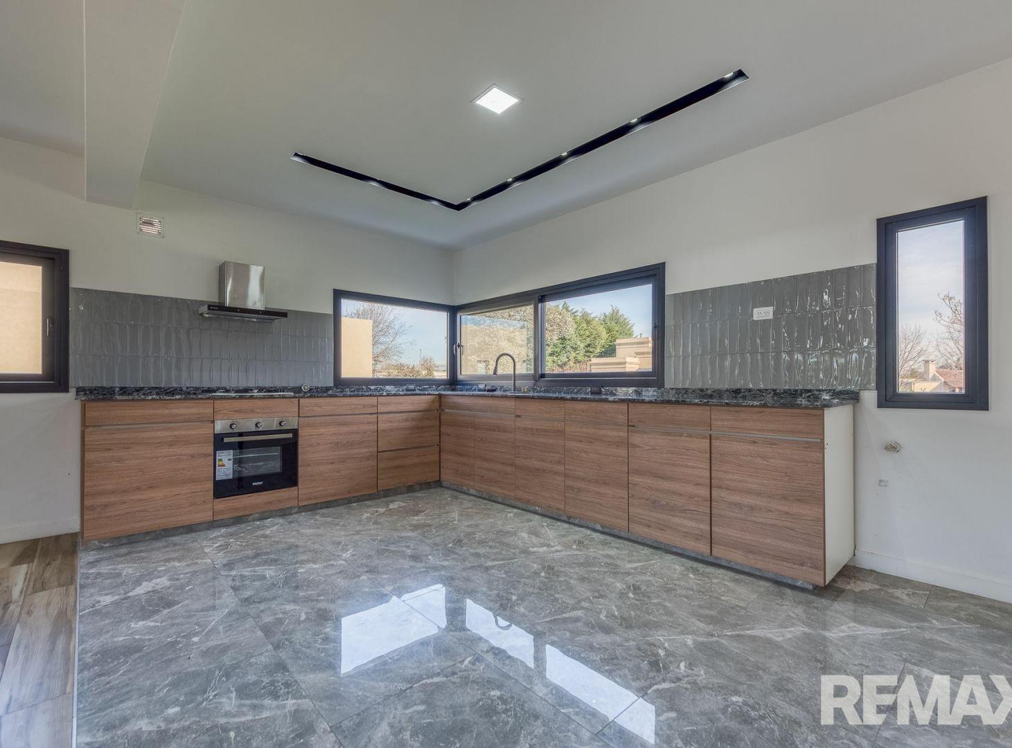 Foto de VENTA CASA 5 AMB A ESTRENAR ALTOS DE MANZANARES, imagen 4