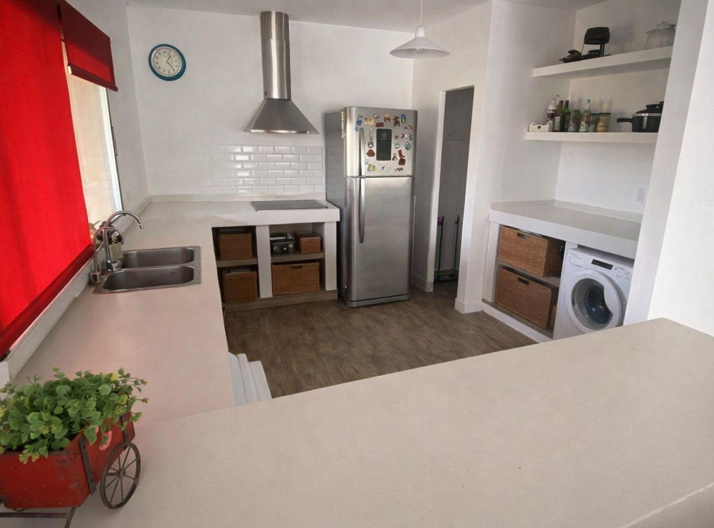 Foto de VENTA CASA LOTE INTERNO SAN ALFONSO PB+PA y PILETA, imagen 3