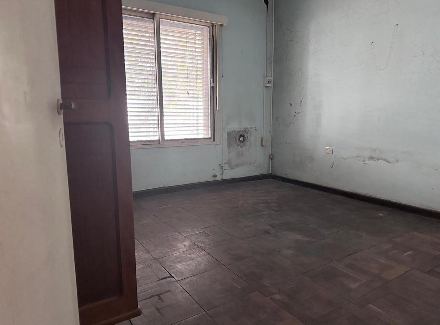 Foto de Venta casa en Pilar , a una cuadra de la estación, imagen 4