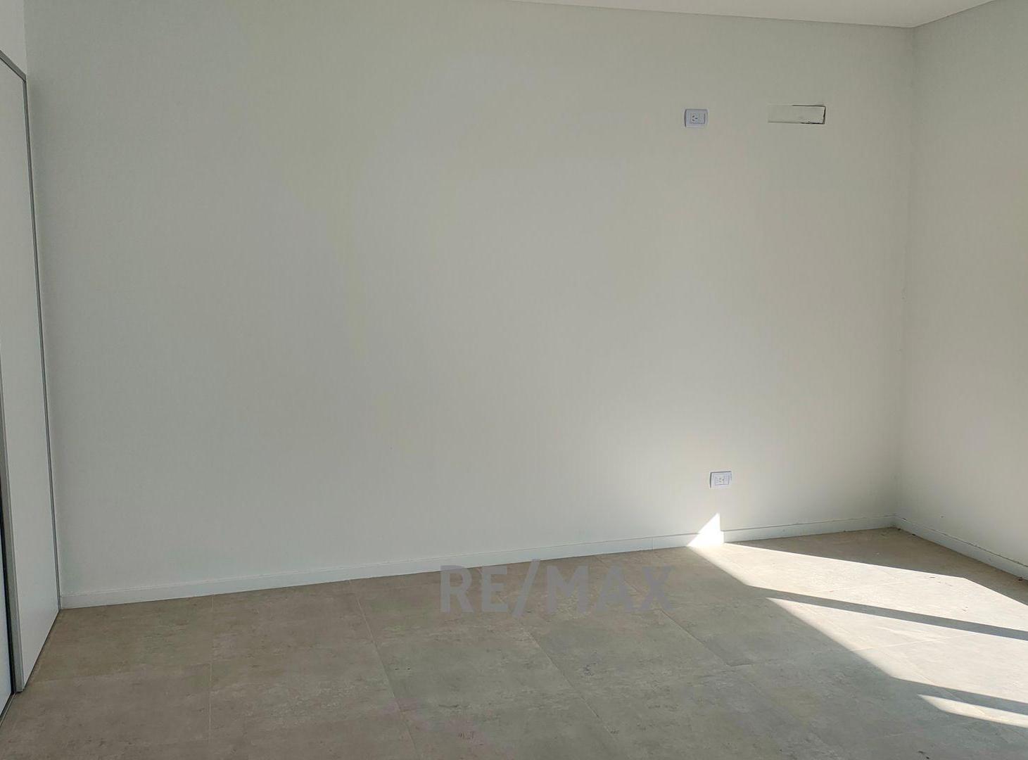 Foto de Venta dpto vista a la laguna Lagoon Pilar Segurid., imagen 1