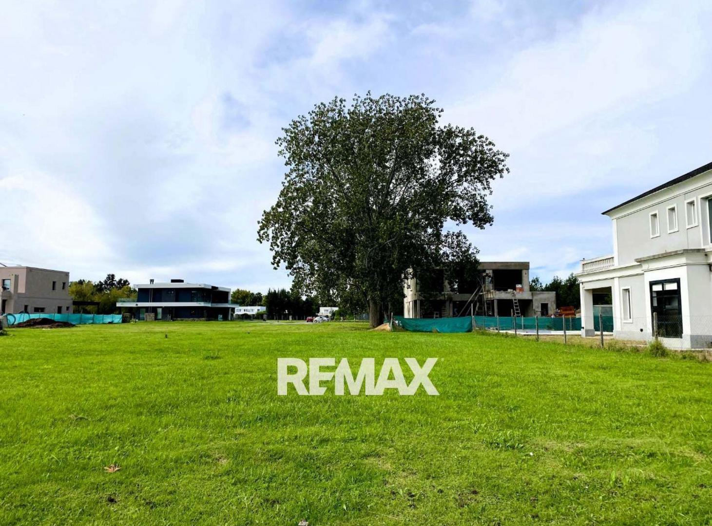 Foto de VENTA LOTE CENTRAL BARRIO CHATEAU PILAR, imagen 2