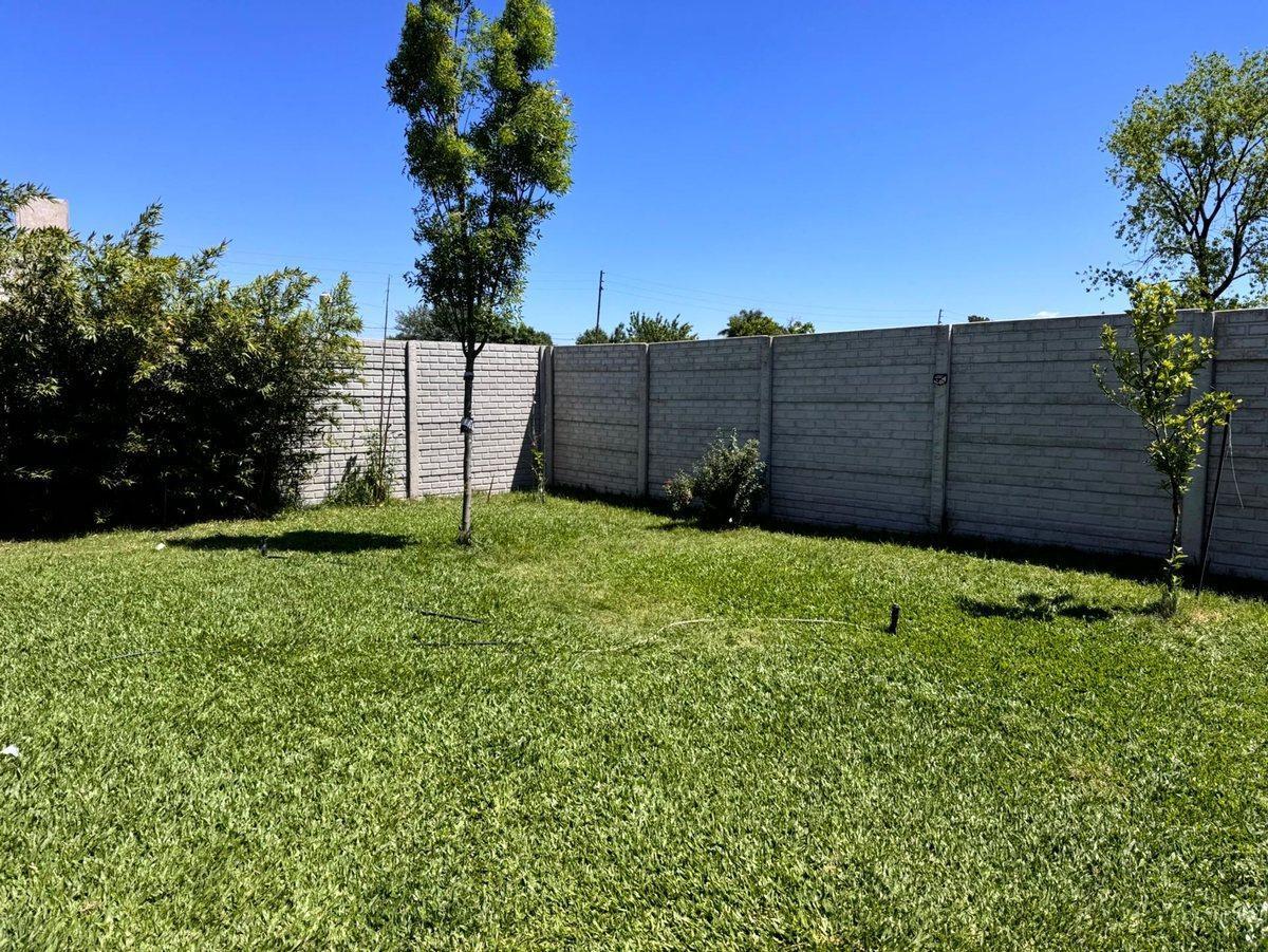 Foto de VENTA CASA CON PILETA, QUINCHO, Bº SEMI CERRADO, imagen 4