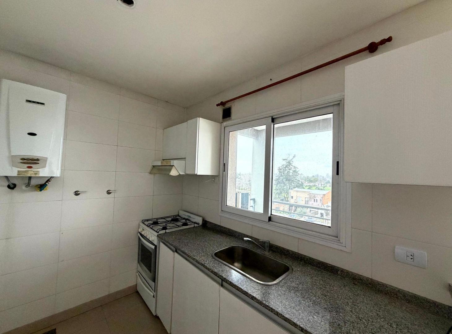 Foto de ALQUILER DEPARTAMENTO 2 AMB. COCHERA/ BALCON PILAR, imagen 5