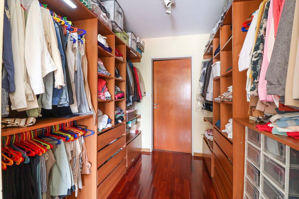 Foto de VENTA PISO 4 AMB CON DEP /BALCON COCHERA CUB, imagen 5