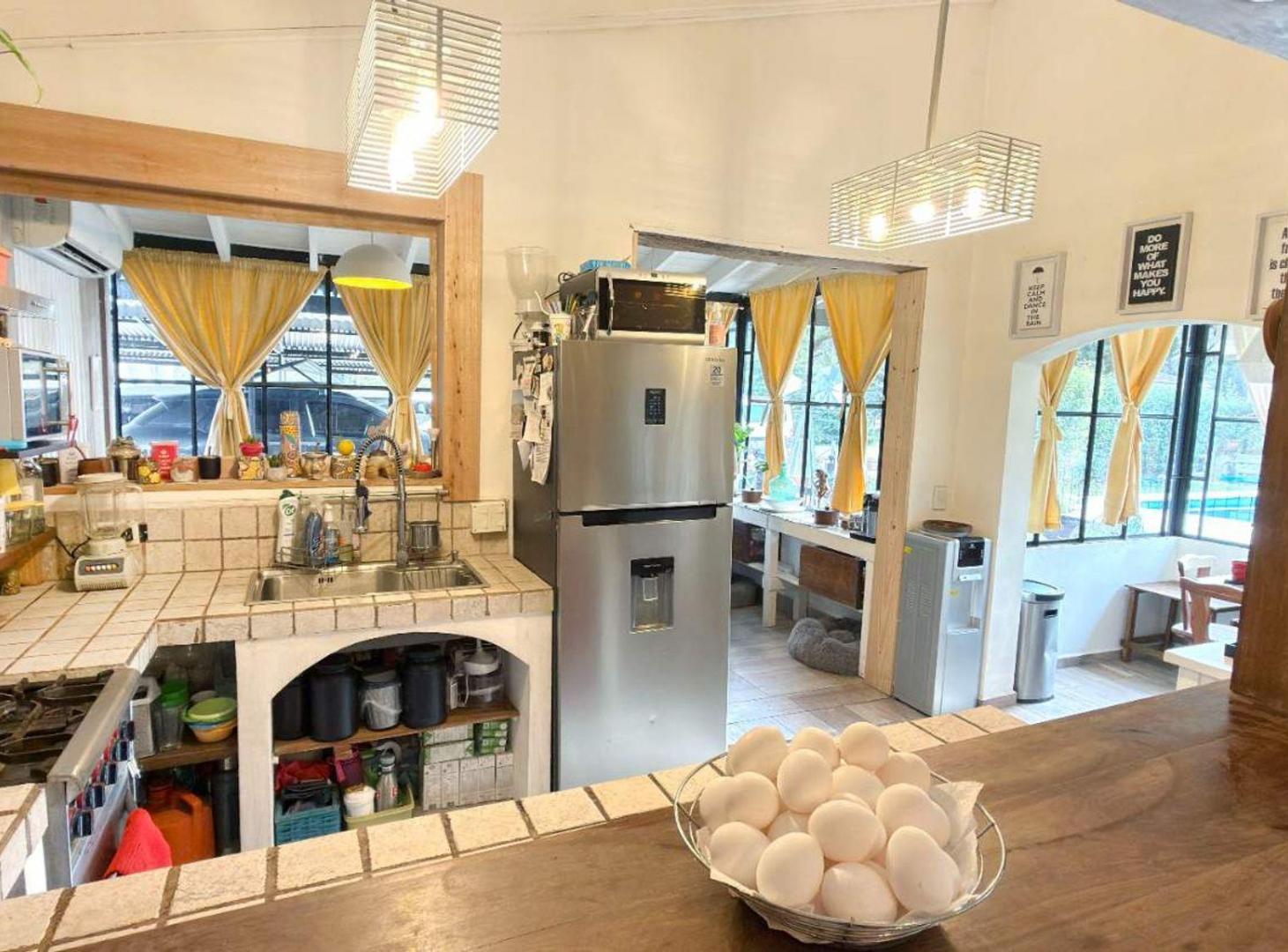 Foto de VENTA CASA 3 AMB CON PILETA JARDIN El JAGUEL, imagen 3